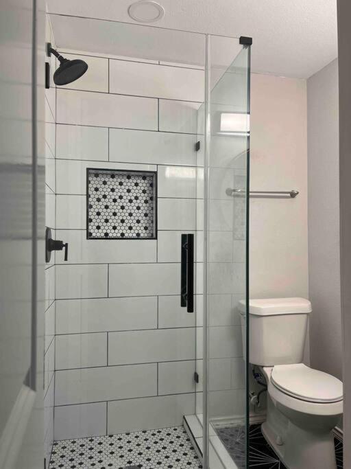Cozy 1 Bed Close To Downtown ฮูสตัน ภายนอก รูปภาพ